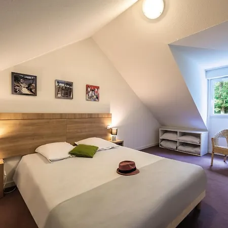 Kompleks wypoczynkowy Terres De France - Le Domaine Du Golf 3*