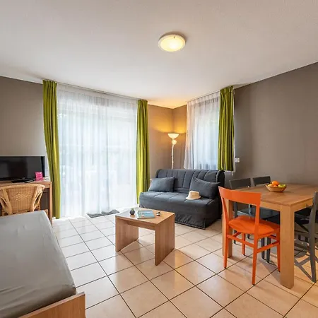 Kompleks wypoczynkowy Terres De France - Le Domaine Du Golf 3*