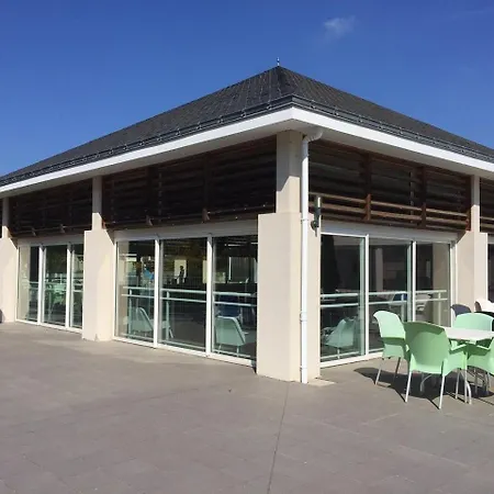 Parque de vacaciones Terres De France - Le Domaine Du Golf 3*