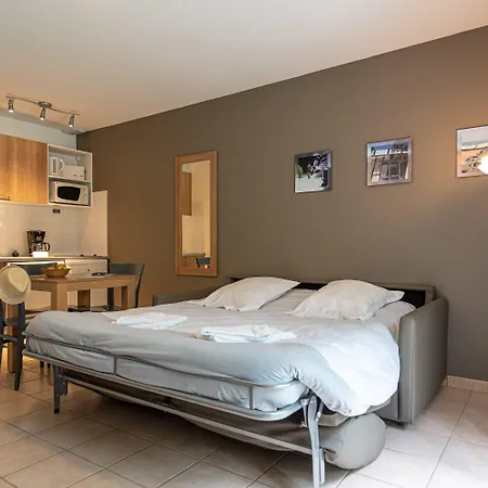 Terres De France - Le Domaine Du Golf 3* Saumur