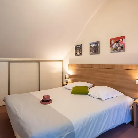 Kompleks wypoczynkowy Terres De France - Le Domaine Du Golf 3*