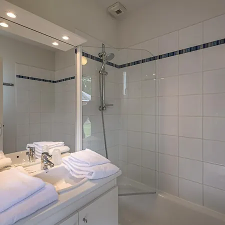 Terres De France - Le Domaine Du Golf 3* Saumur