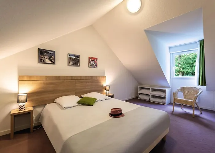 Vakantiepark Terres De France - Le Domaine Du Golf 3*