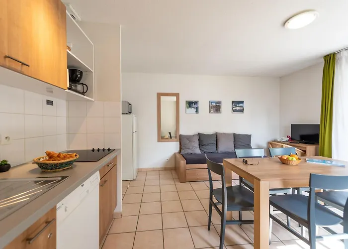 Vakantiepark Terres De France - Le Domaine Du Golf