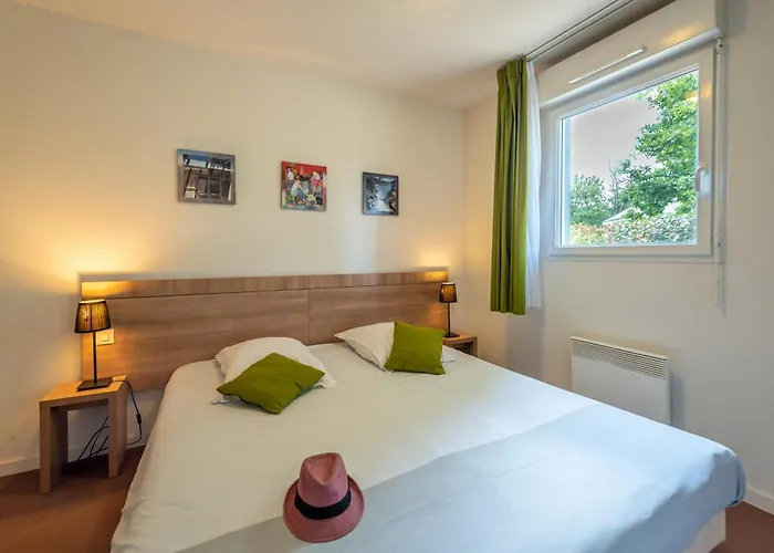 Vakantiepark Terres De France - Le Domaine Du Golf 3*