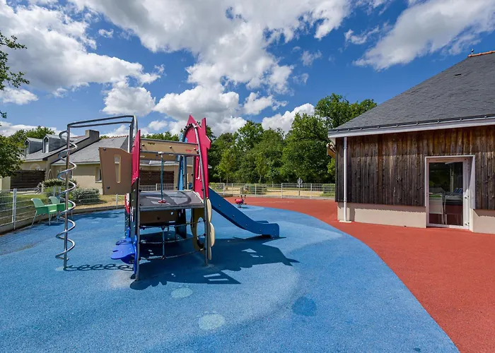 Terres De France - Le Domaine Du Golf Vakantiepark 3*