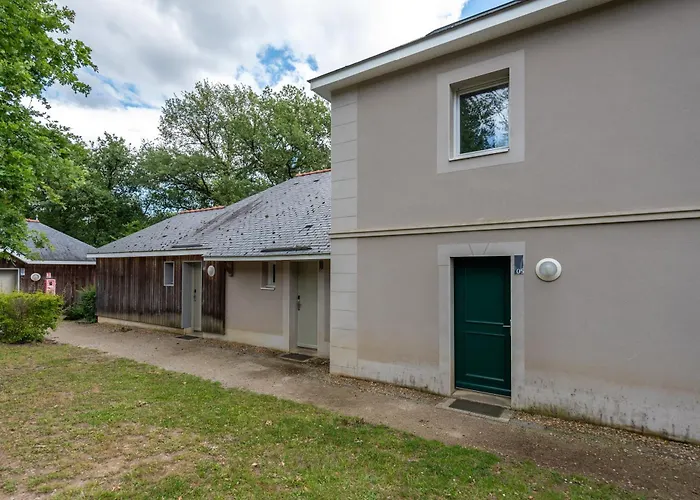 Vakantiepark Terres De France - Le Domaine Du Golf Saumur