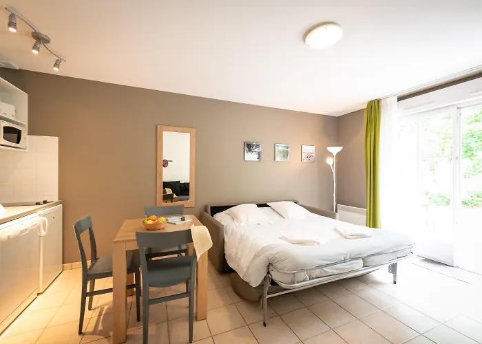 Vakantiepark Terres De France - Le Domaine Du Golf 3*