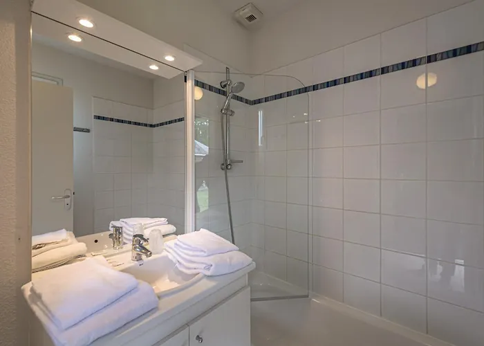 Terres De France - Le Domaine Du Golf 3* Saumur